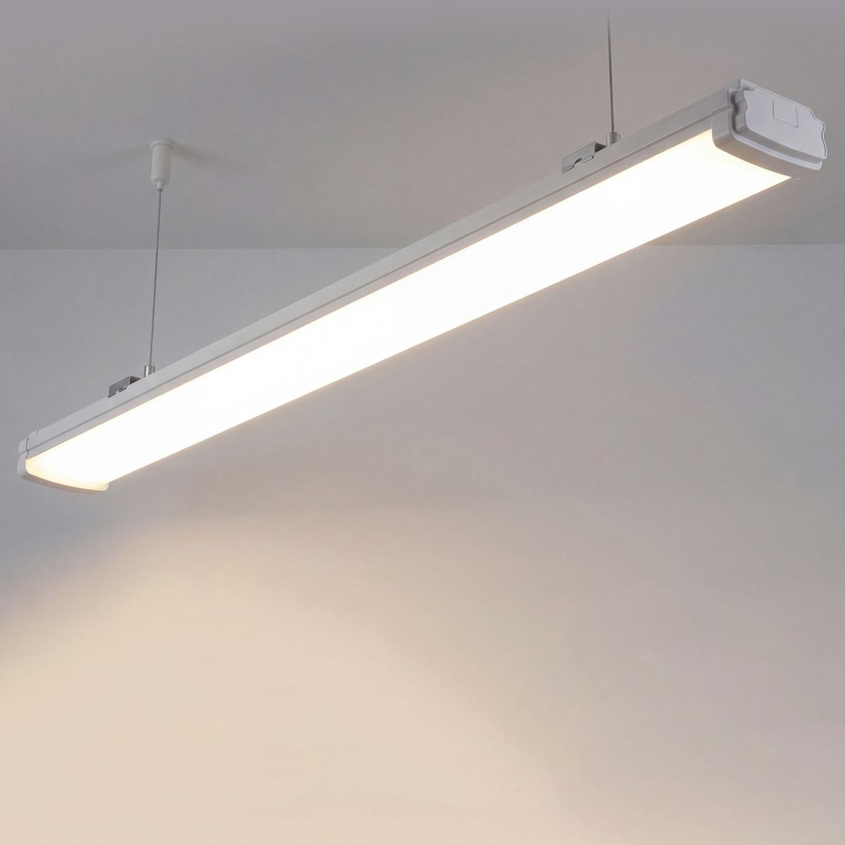 фото подвесной линейный светодиодный светильник uniel ulo-k21a 40w/5000k/l125/k ip65 white ul-00013701 | 220svet.ru